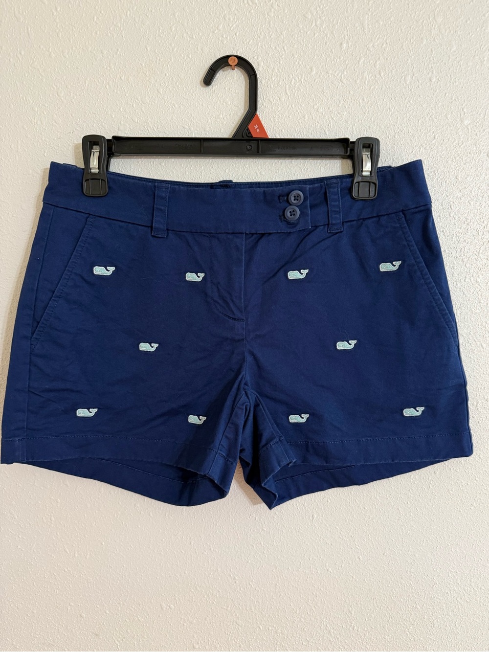 Vineyard Vines Shorts Size 2 🐳